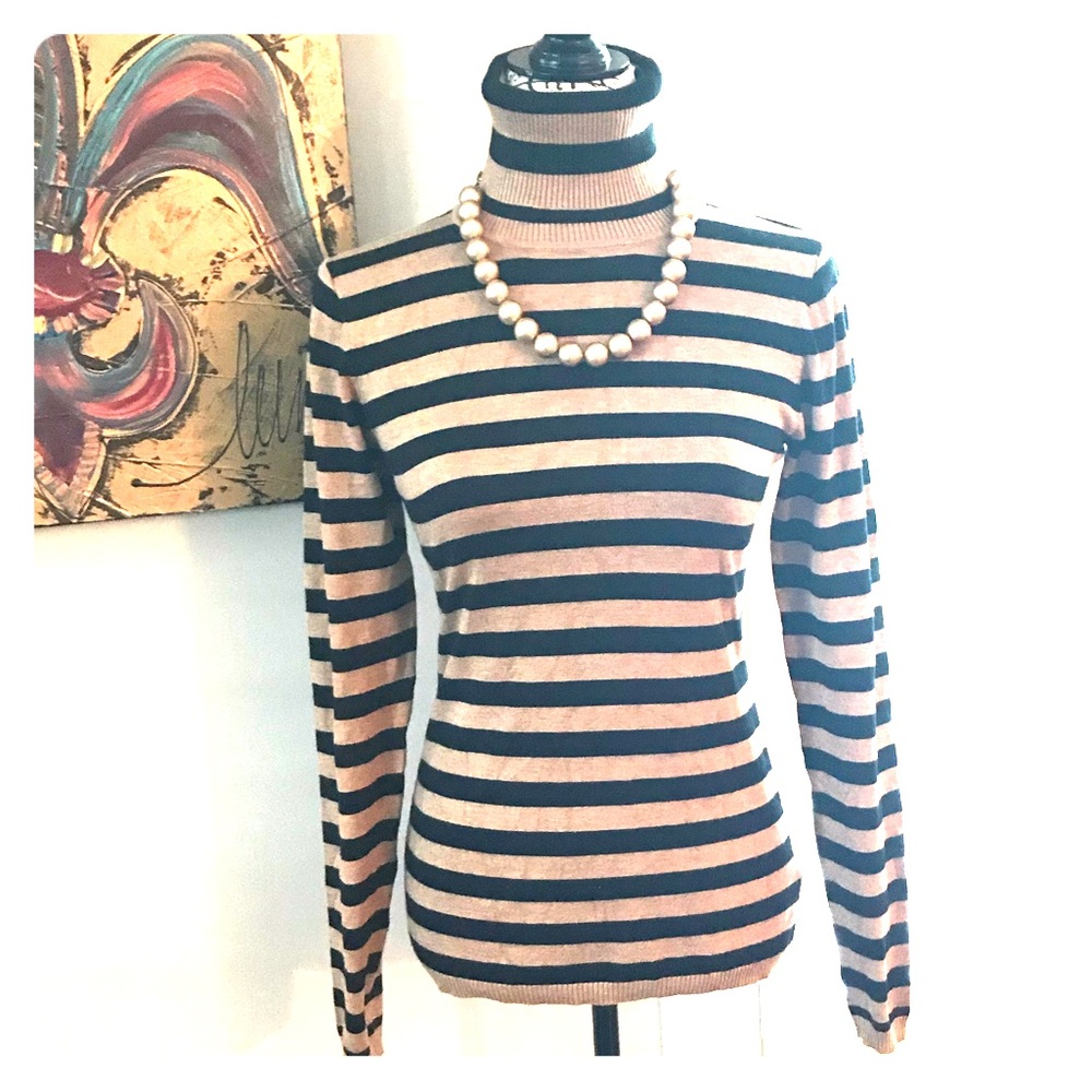 NWOT!! Fitted Striped Turtleneck